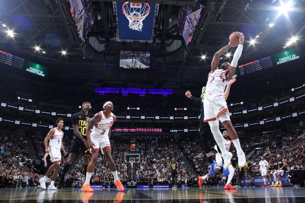 使现有后卫 使现有后卫