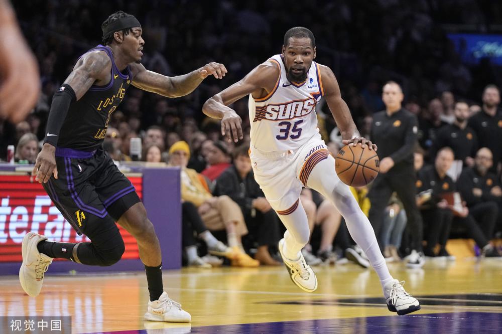 的角色显得 的角色显得