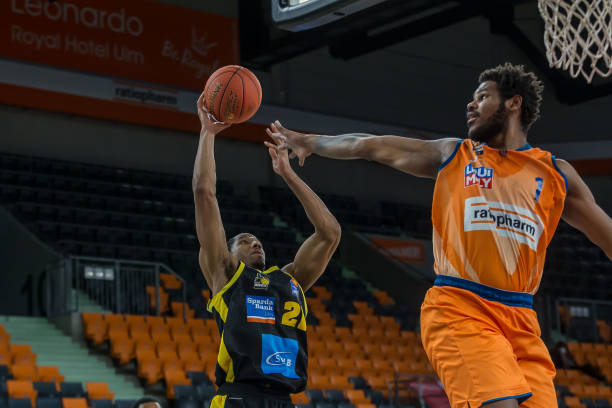 站上了舆论 站上了舆论