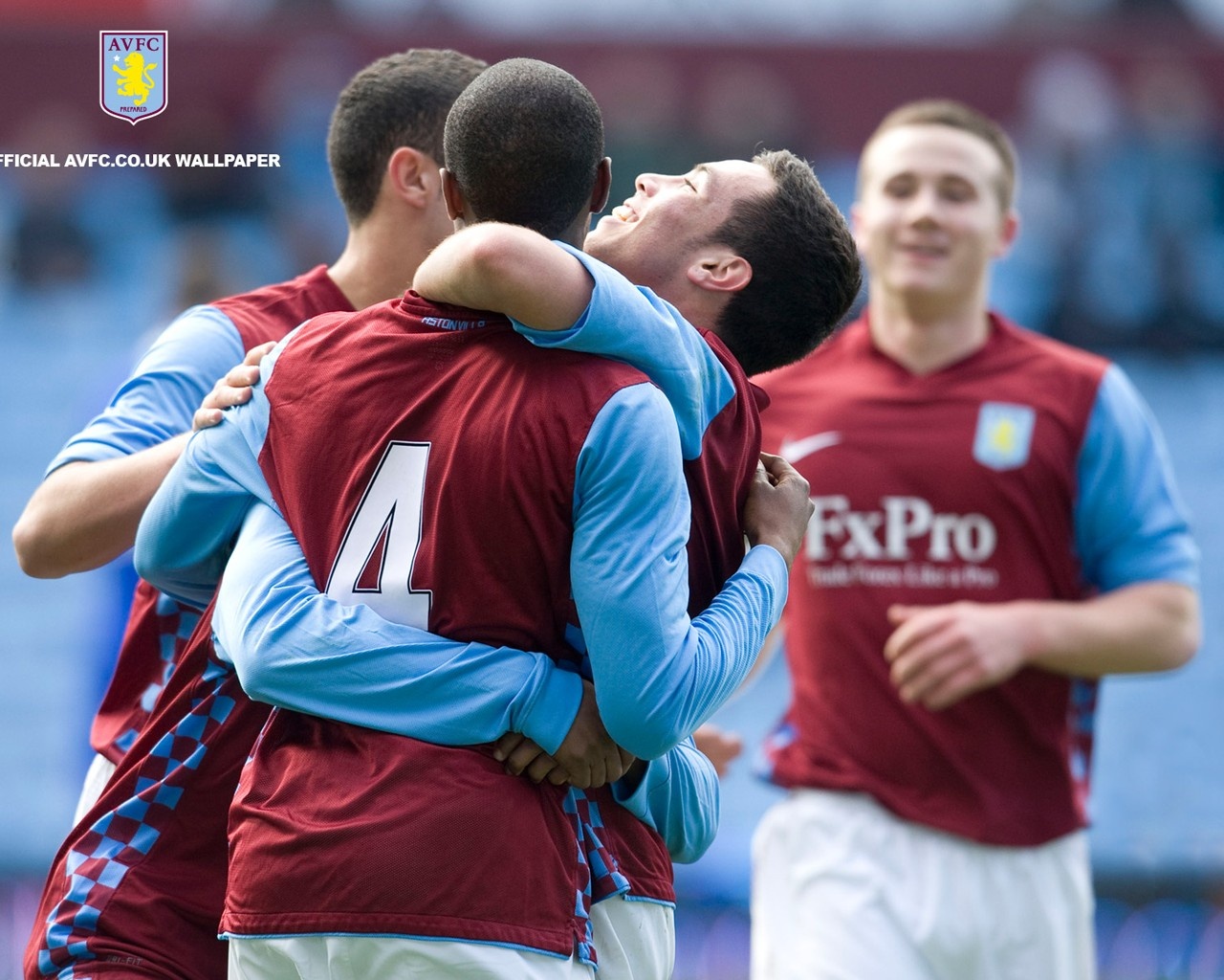 里夫斯通过 里夫斯通过